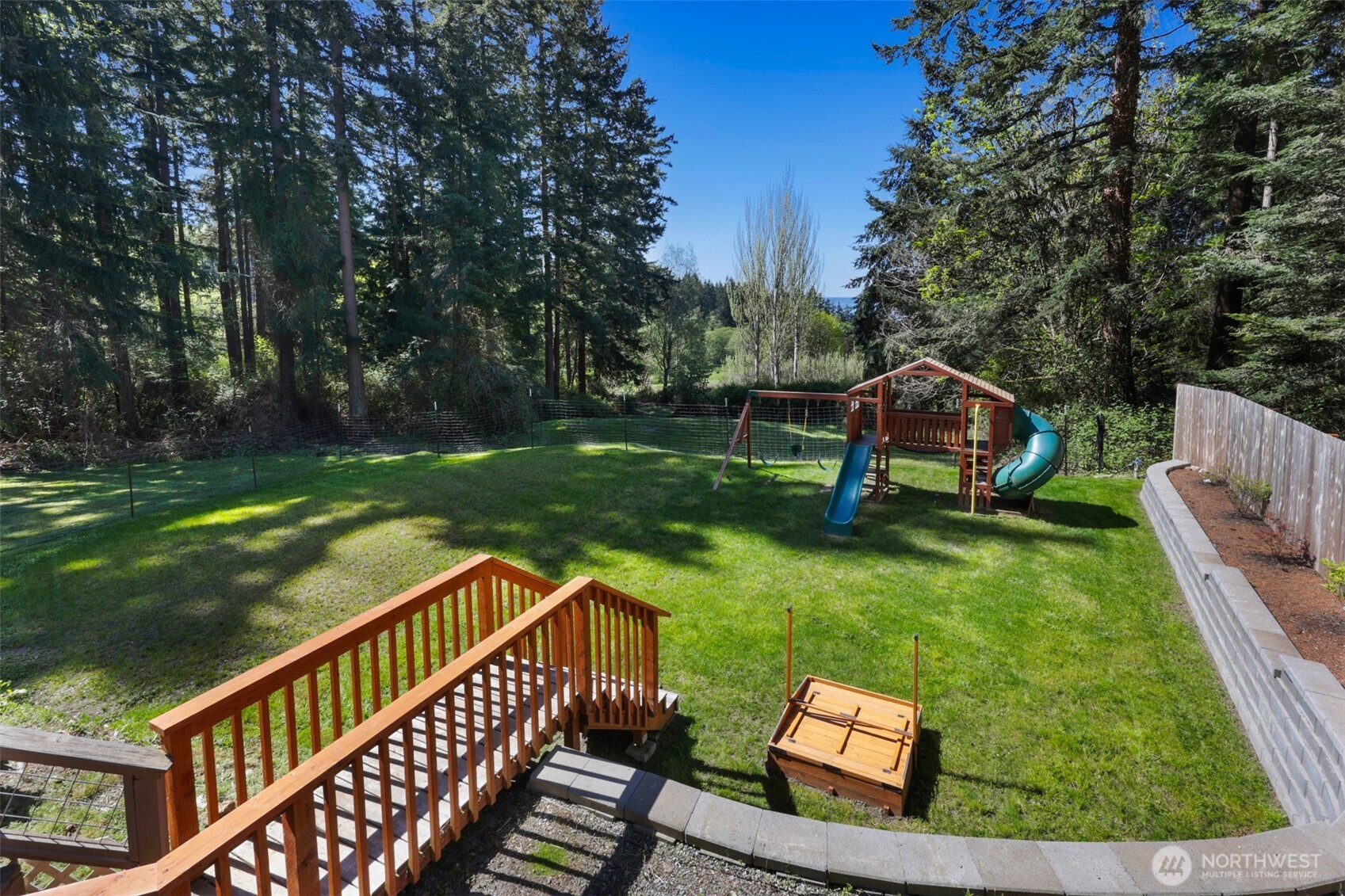7777 Hellman Road Clinton, WA 98236 - Photo 24 of 40