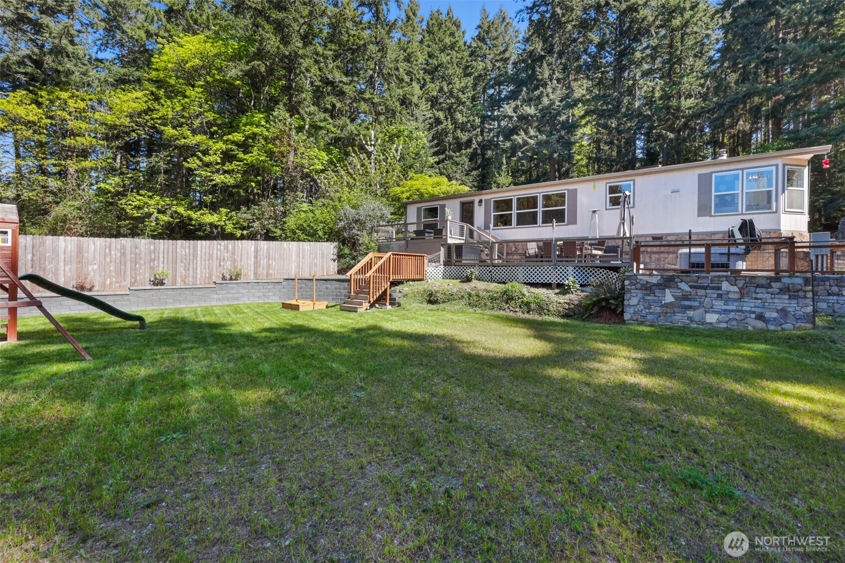7777 Hellman Road Clinton, WA 98236 - Photo 26 of 40