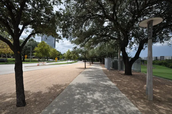 $1,650 | 3231 Allen Parkway, Unit 6102, Houston, TX 77019