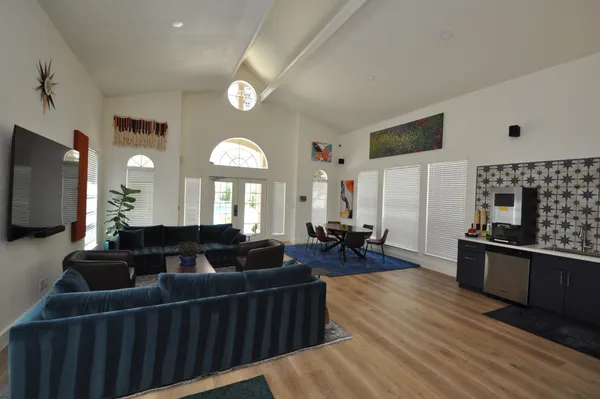 $1,650 | 3231 Allen Parkway, Unit 6102, Houston, TX 77019