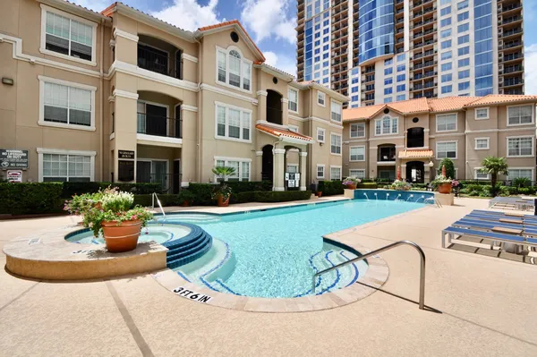 $1,650 | 3231 Allen Parkway, Unit 6102, Houston, TX 77019
