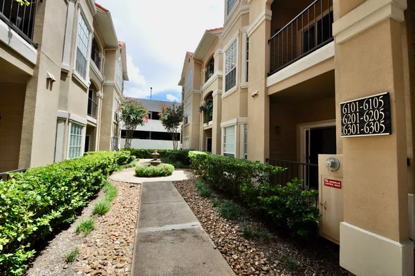 $1,650 | 3231 Allen Parkway, Unit 6102, Houston, TX 77019