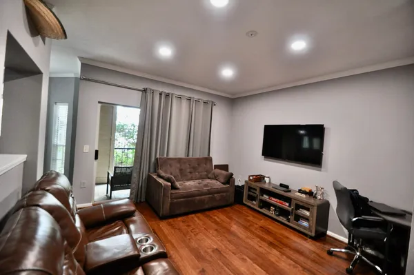 $1,650 | 3231 Allen Parkway, Unit 6102, Houston, TX 77019