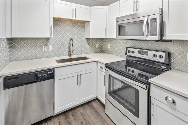 $1,300 | 405 Manuel Drive, Unit B, College Station, TX 77840