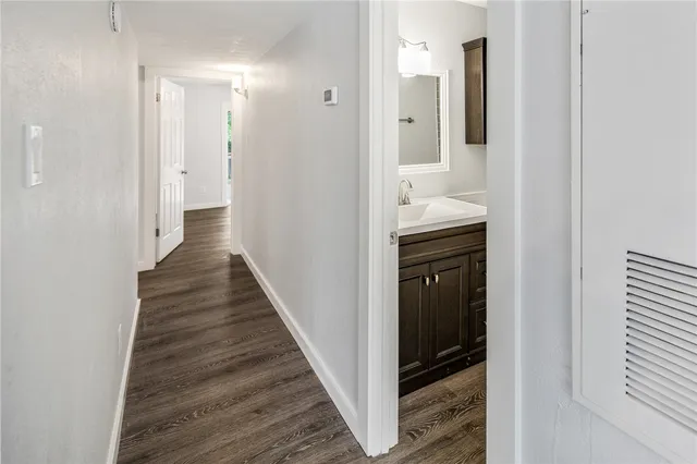 $1,300 | 405 Manuel Drive, Unit B, College Station, TX 77840