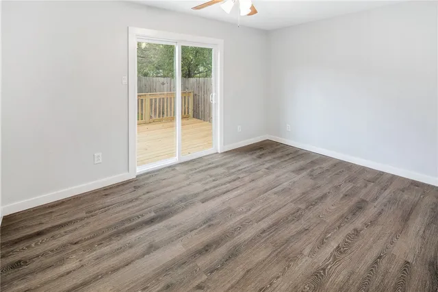 $1,300 | 405 Manuel Drive, Unit B, College Station, TX 77840