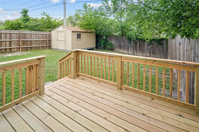 $1,300 | 405 Manuel Drive, Unit B, College Station, TX 77840