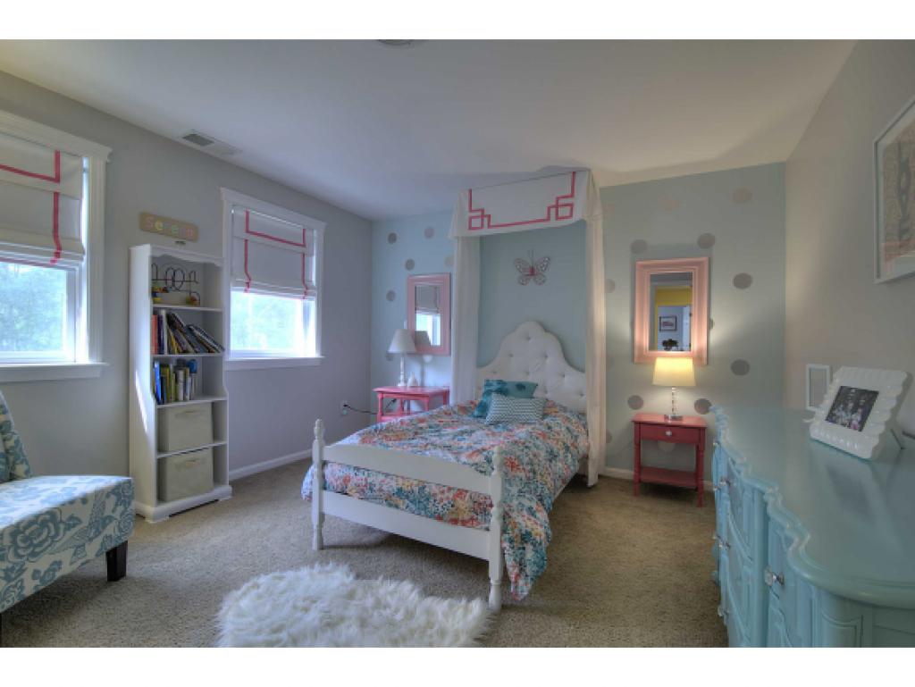 4 Campbell Road Bedford, NH 03110 - Photo 27 of 36 Gallery Image 27
