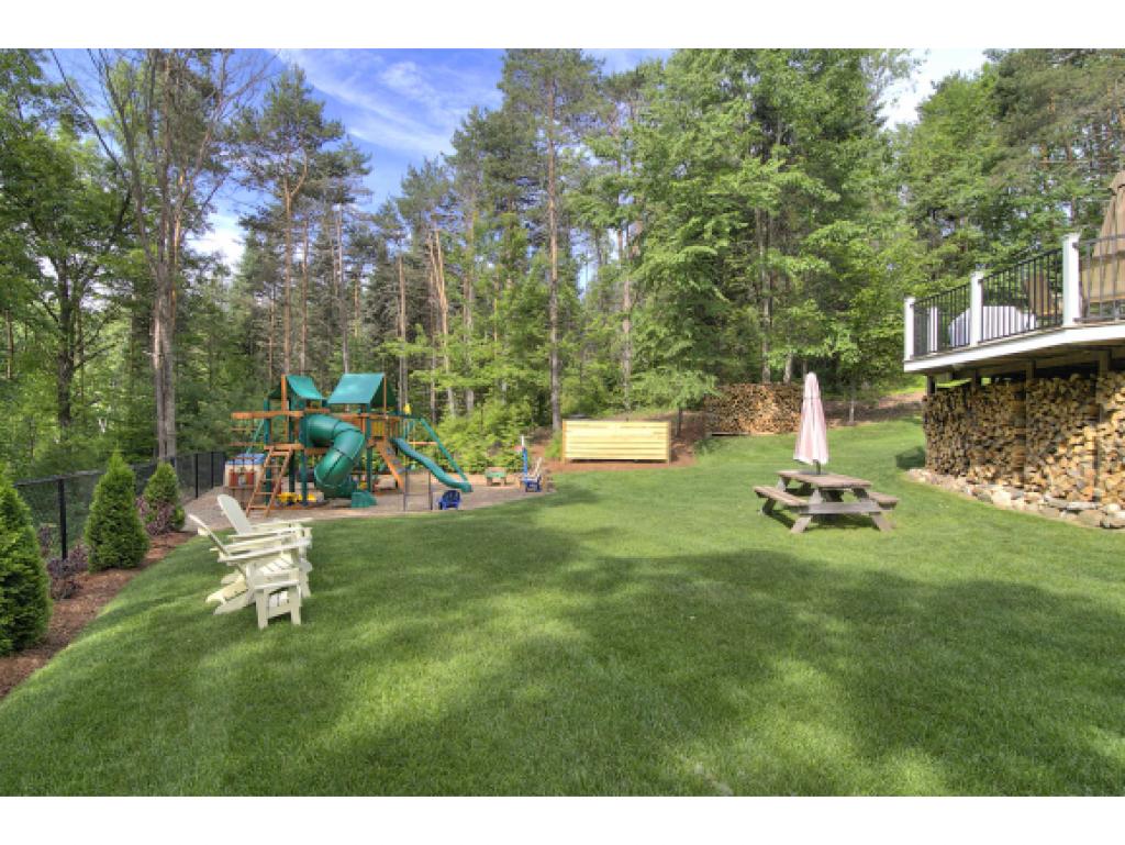 4 Campbell Road Bedford, NH 03110 - Photo 35 of 36 Gallery Image 35