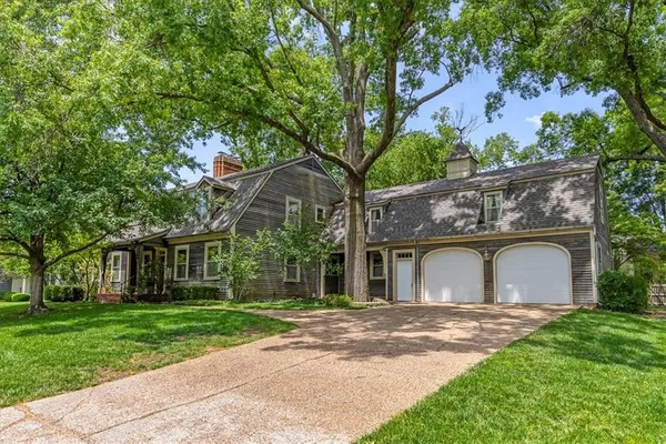 $950,000 | 3510 West 102nd Street, Leawood, KS 66206