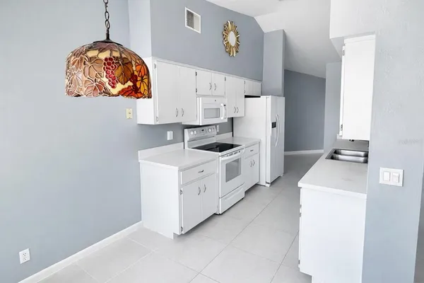 $1,800 | 3442 North Tamarisk Avenue, Beverly Hills, FL 34465