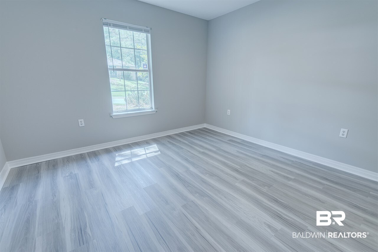 350 Ridgewood Drive Daphne, AL 36526 - Photo 22 of 25