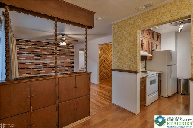 $2,000 | 1557 Greenview Drive, Bethlehem, PA 18018