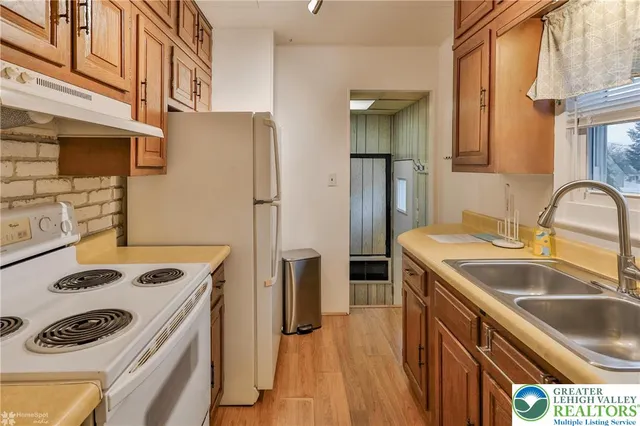 $2,000 | 1557 Greenview Drive, Bethlehem, PA 18018