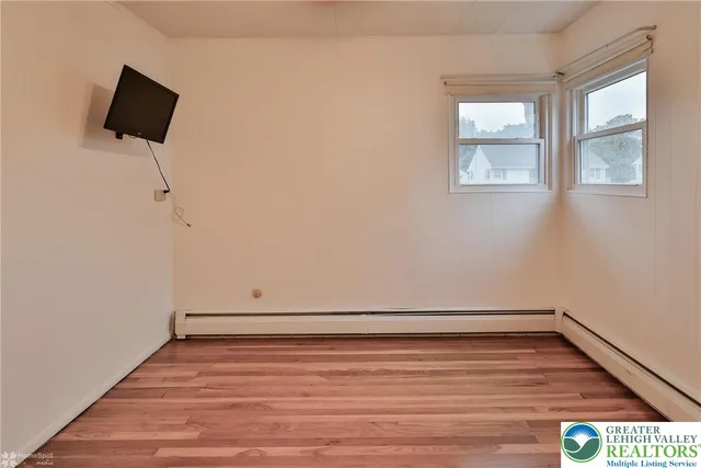 $2,000 | 1557 Greenview Drive, Bethlehem, PA 18018