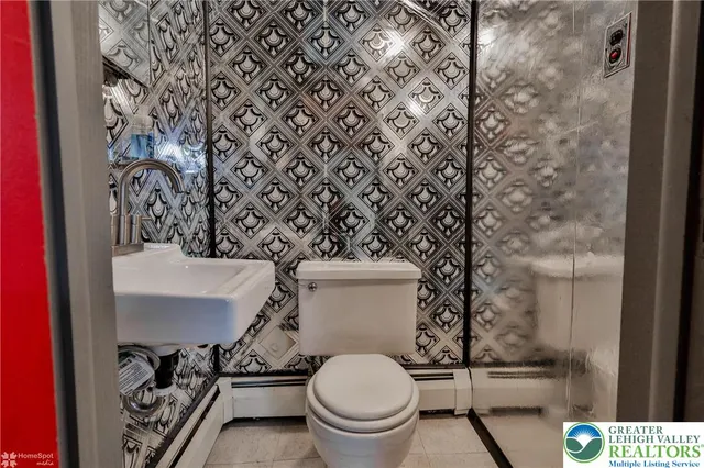 $2,000 | 1557 Greenview Drive, Bethlehem, PA 18018