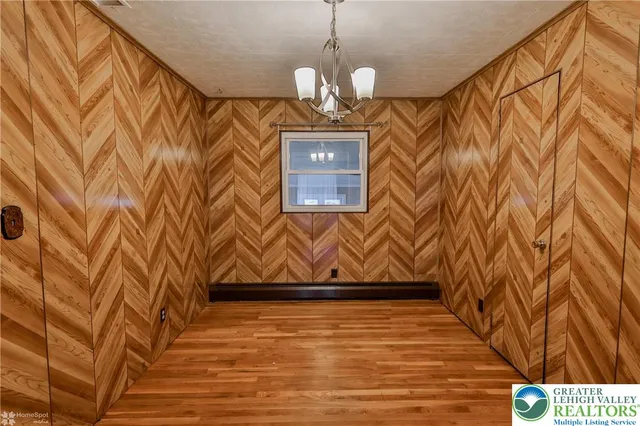 $2,000 | 1557 Greenview Drive, Bethlehem, PA 18018