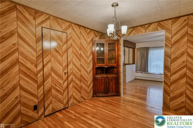 $2,000 | 1557 Greenview Drive, Bethlehem, PA 18018