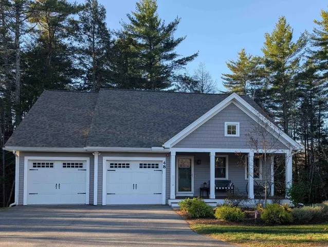$739,900 | 48 Three Ponds Drive, Brentwood, NH 03833