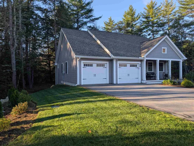 $739,900 | 48 Three Ponds Drive, Brentwood, NH 03833