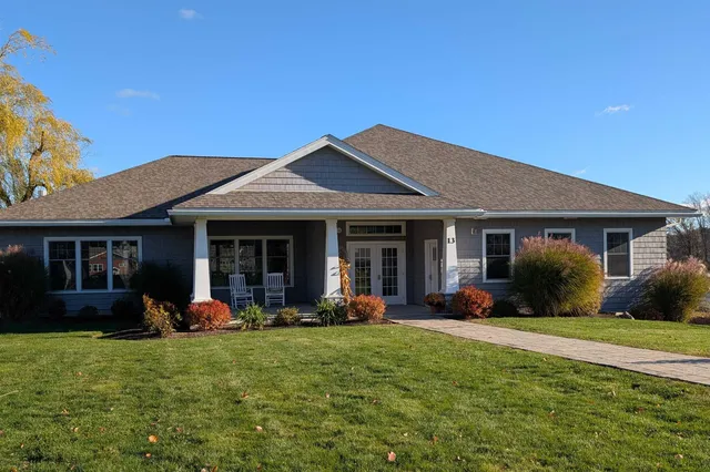 $739,900 | 48 Three Ponds Drive, Brentwood, NH 03833