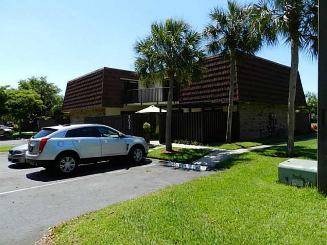 8055 Boca Rio Drive, Unit 41 Boca Raton, FL 33433 - Photo 2 of 19 20140530000751972709000000-o