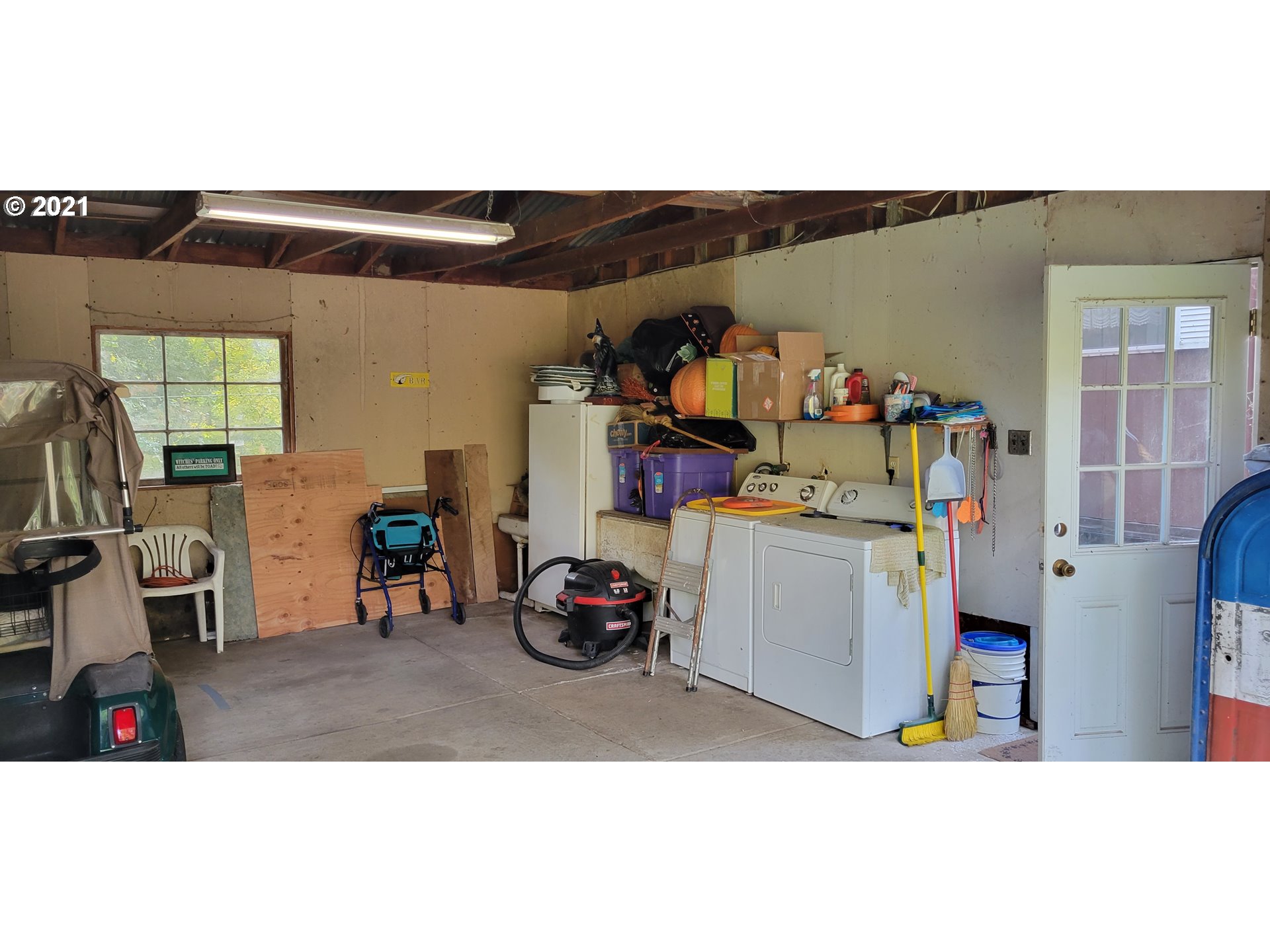 5181 Willis Creek Road Winston, OR 97496 - Photo 19 of 32 Gallery Image 19