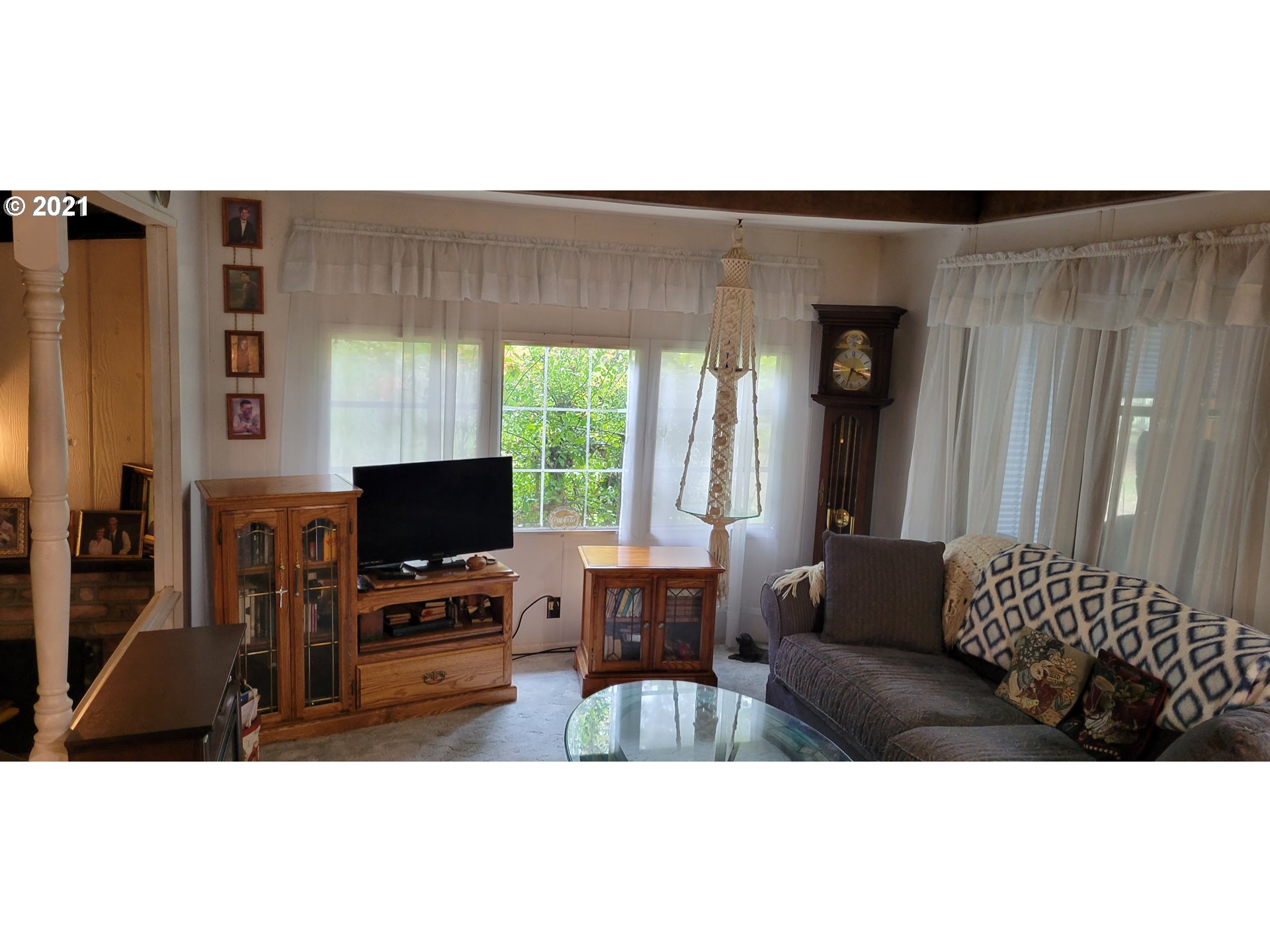 5181 Willis Creek Road Winston, OR 97496 - Photo 10 of 32 Gallery Image 10