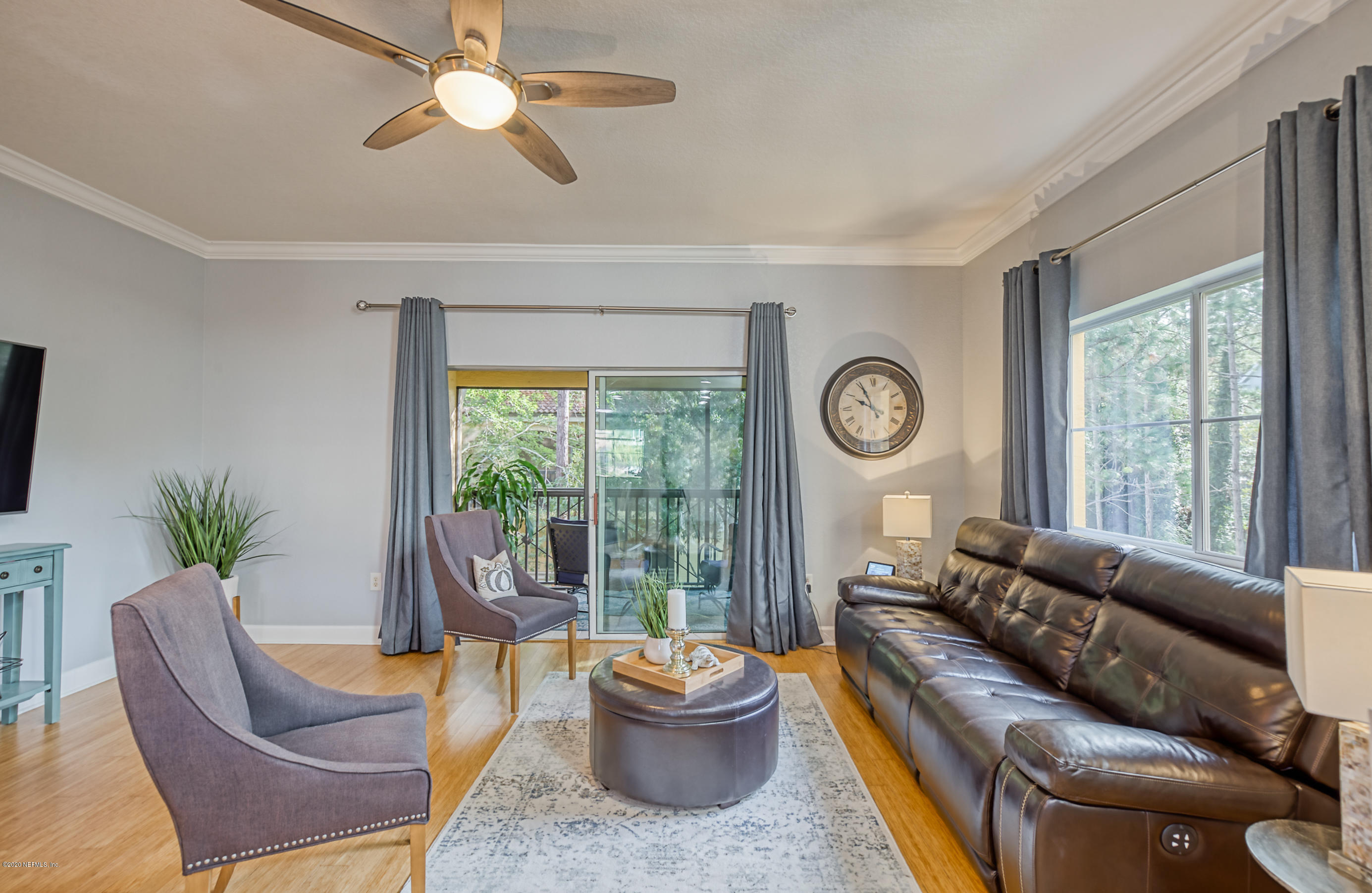 9745 Touchton Road, Unit 430 Jacksonville, FL 32246 - Photo 2 of 28 family room