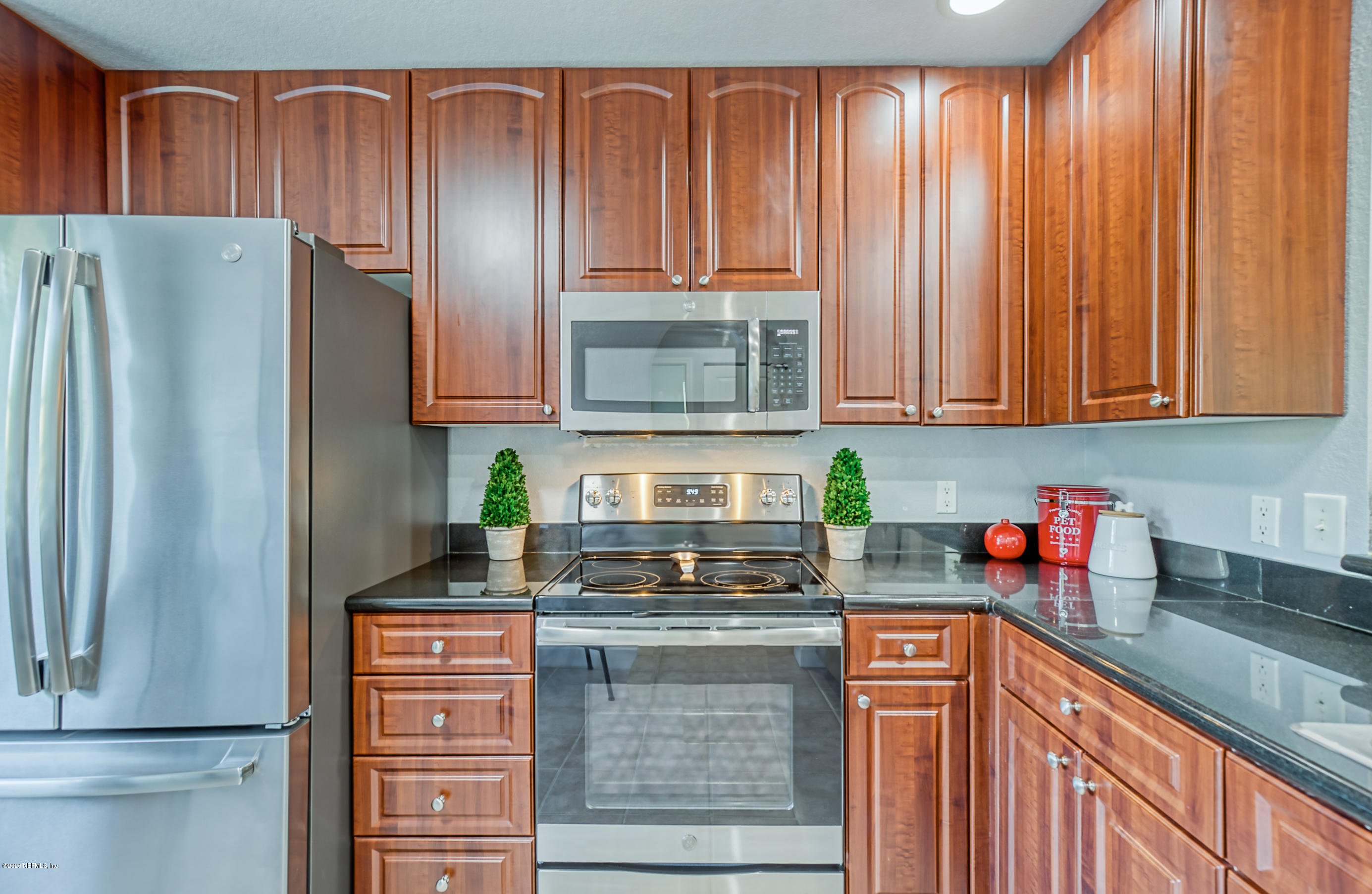 9745 Touchton Road, Unit 430 Jacksonville, FL 32246 - Photo 9 of 28 kitchen