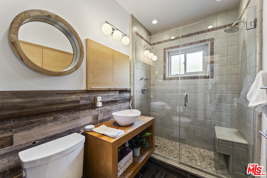 3838 Toland Way Los Angeles, CA 90065 - Photo 16 of 40