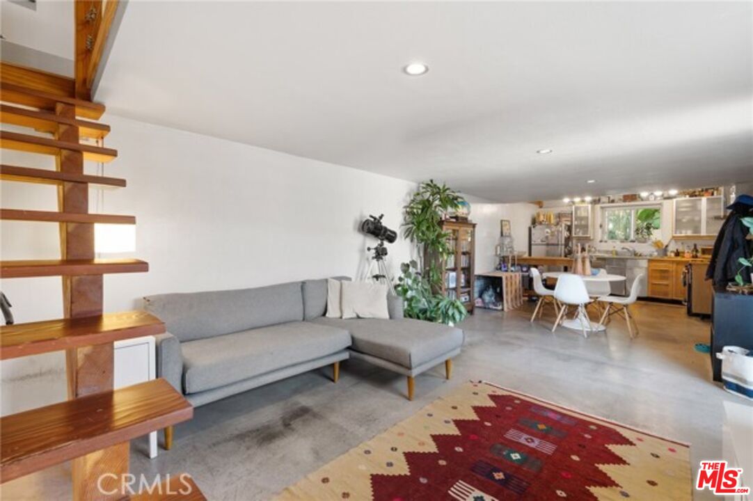 3838 Toland Way Los Angeles, CA 90065 - Photo 26 of 40