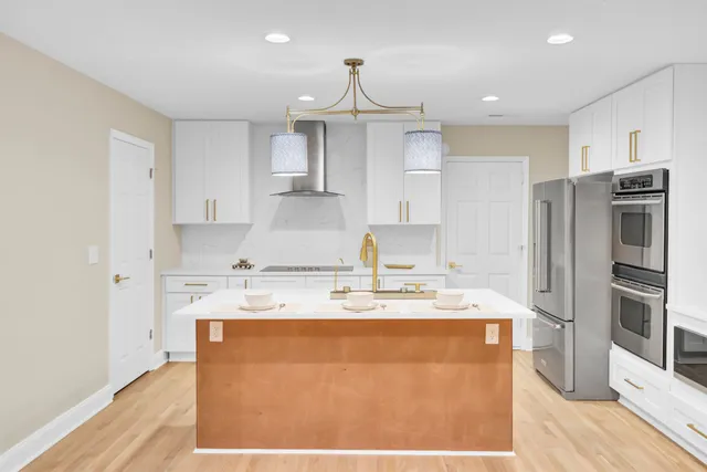 $569,900 | 6008 Rembert Drive, Hanahan, SC 29410