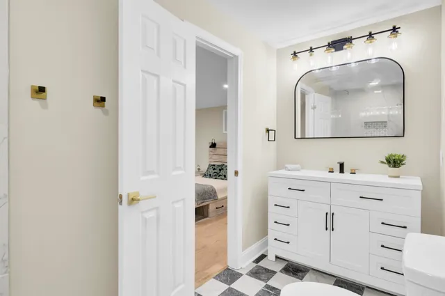 $569,900 | 6008 Rembert Drive, Hanahan, SC 29410