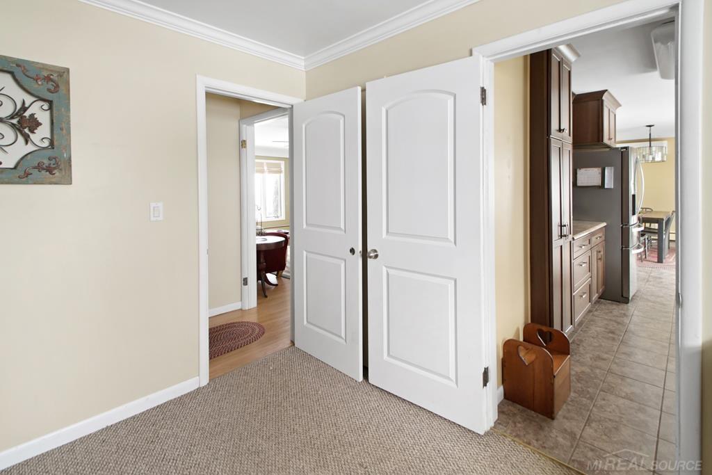 6075 Lynd Road Marlette, MI 48453 - Photo 8 of 30 50103203-7.JPG
