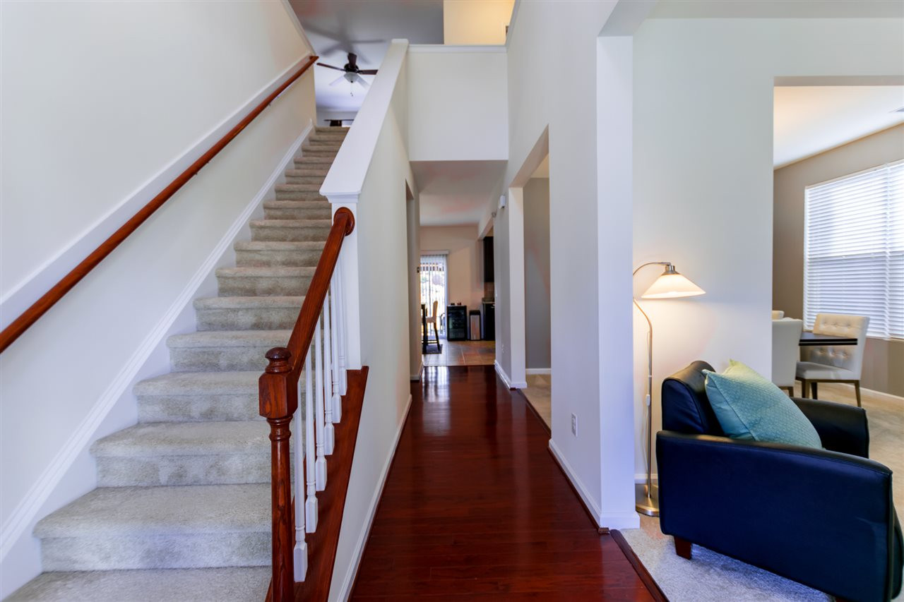 1310 Willowcrest Road Durham, NC 27703 - Photo 2 of 23 Entry