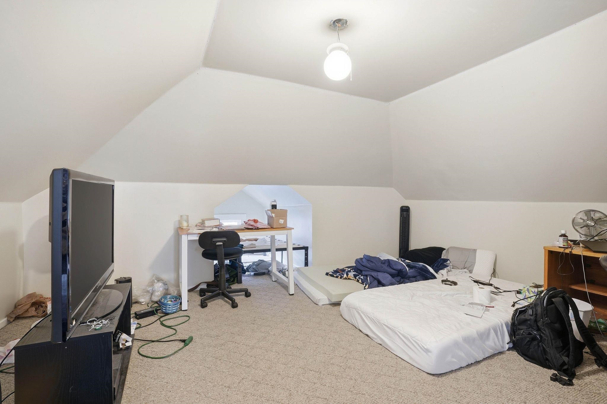 1011 East Augusta Avenue Spokane, WA 99207 - Photo 13 of 23