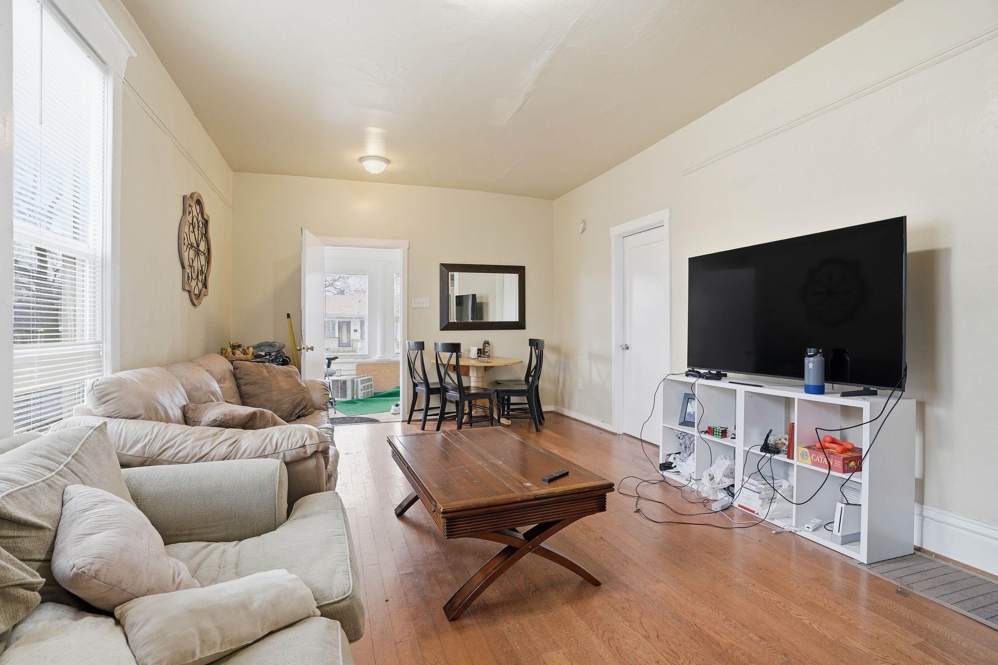 1011 East Augusta Avenue Spokane, WA 99207 - Photo 2 of 23