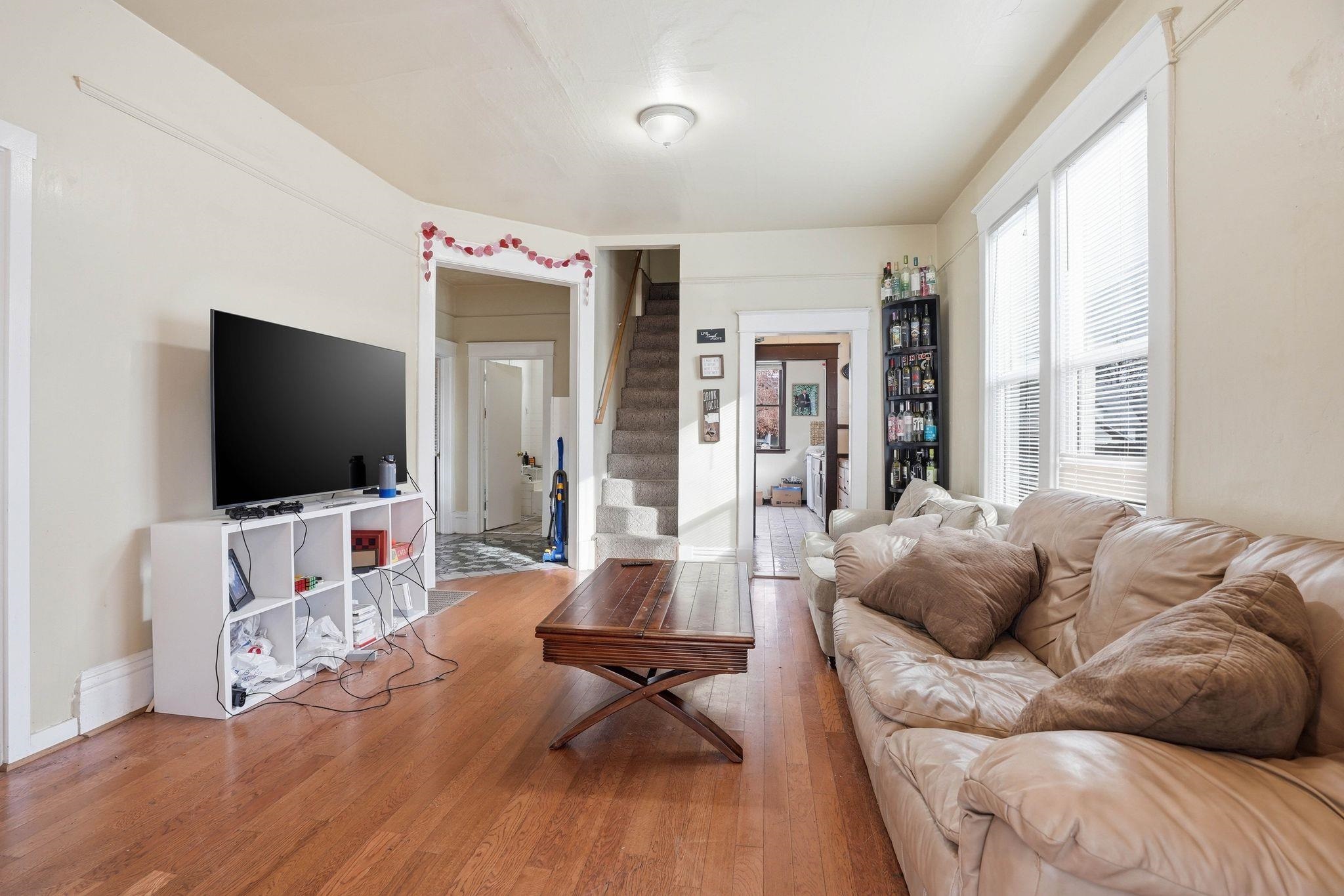1011 East Augusta Avenue Spokane, WA 99207 - Photo 3 of 23