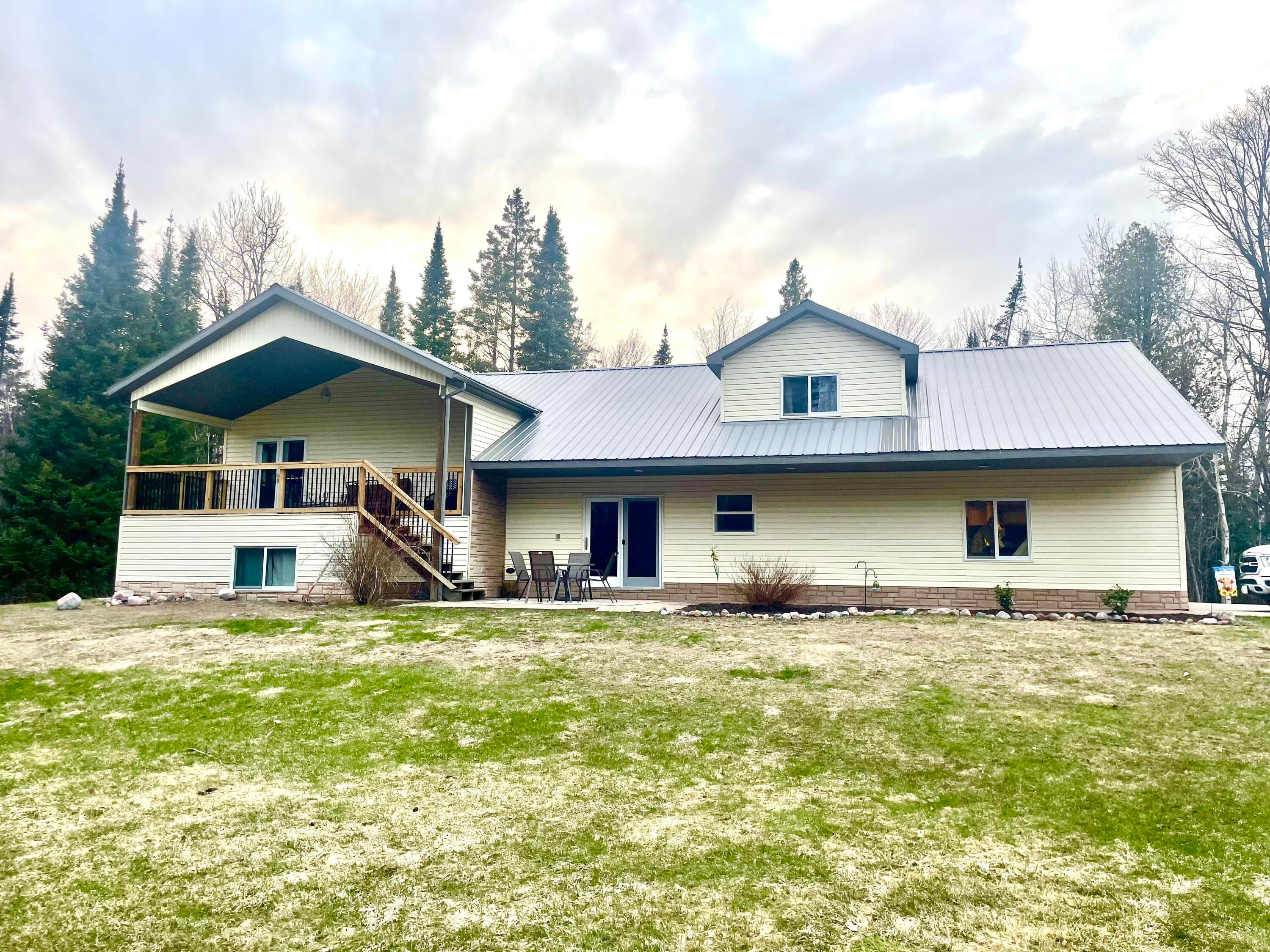 327 West 16 Mile Road Dafter, MI 49724 - Photo 1 of 40 Gallery Image 1