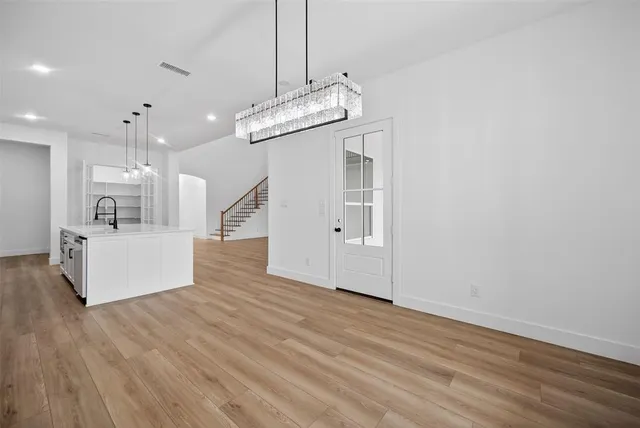 $799,000 | 7460 Bald Cypress Drive, Ovilla, TX 75154