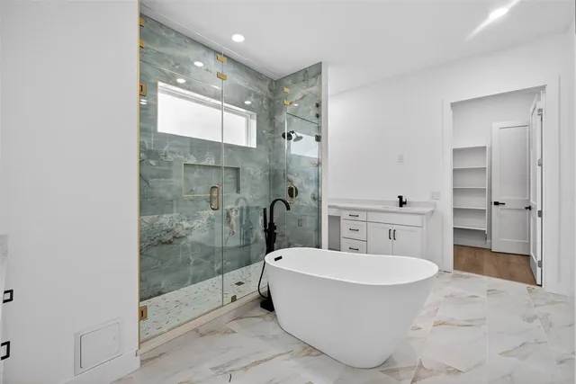 $799,000 | 7460 Bald Cypress Drive, Ovilla, TX 75154