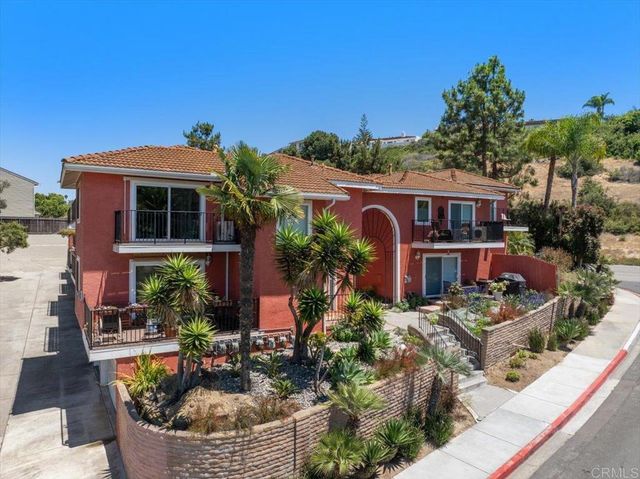 front view of house with a yard