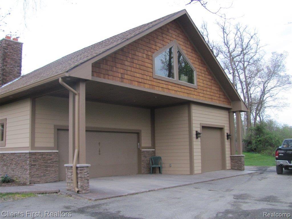 36875 Howard Road Farmington, MI 48331 - Photo 23 of 23 Bonus Rm off garage