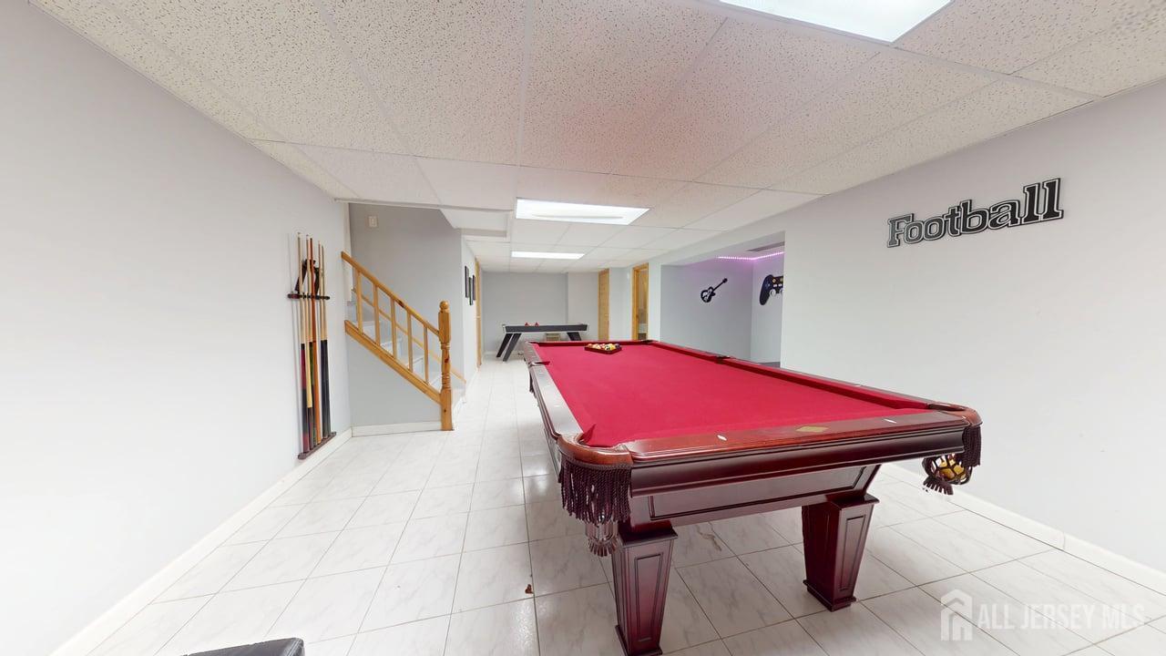 16 Canterbury Road East Brunswick, NJ 08816 - Photo 24 of 29