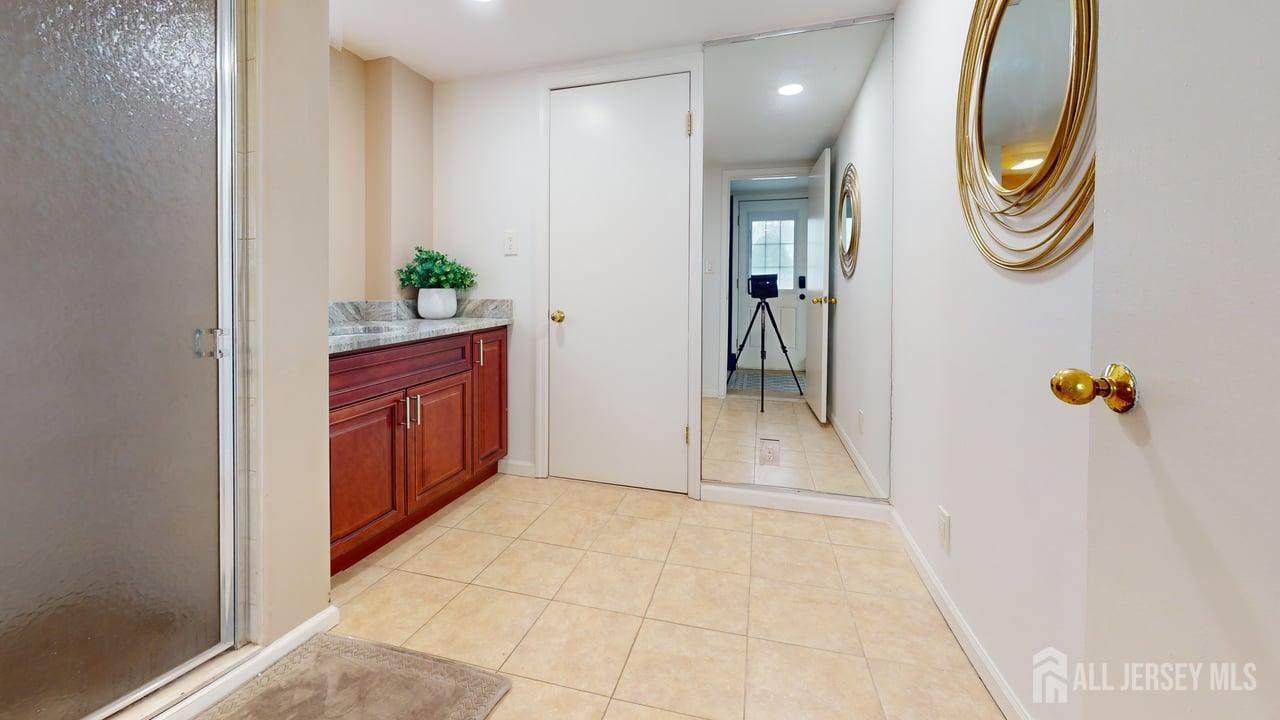 16 Canterbury Road East Brunswick, NJ 08816 - Photo 27 of 29