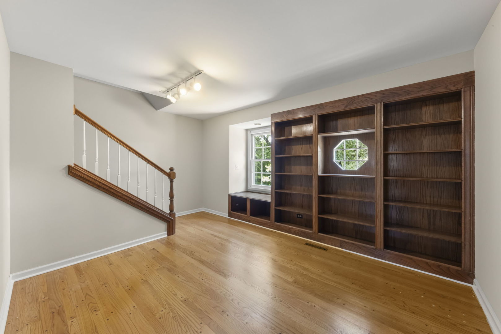 36W473 Ferson Creek Road St. Charles, IL 60174 - Photo 18 of 41
