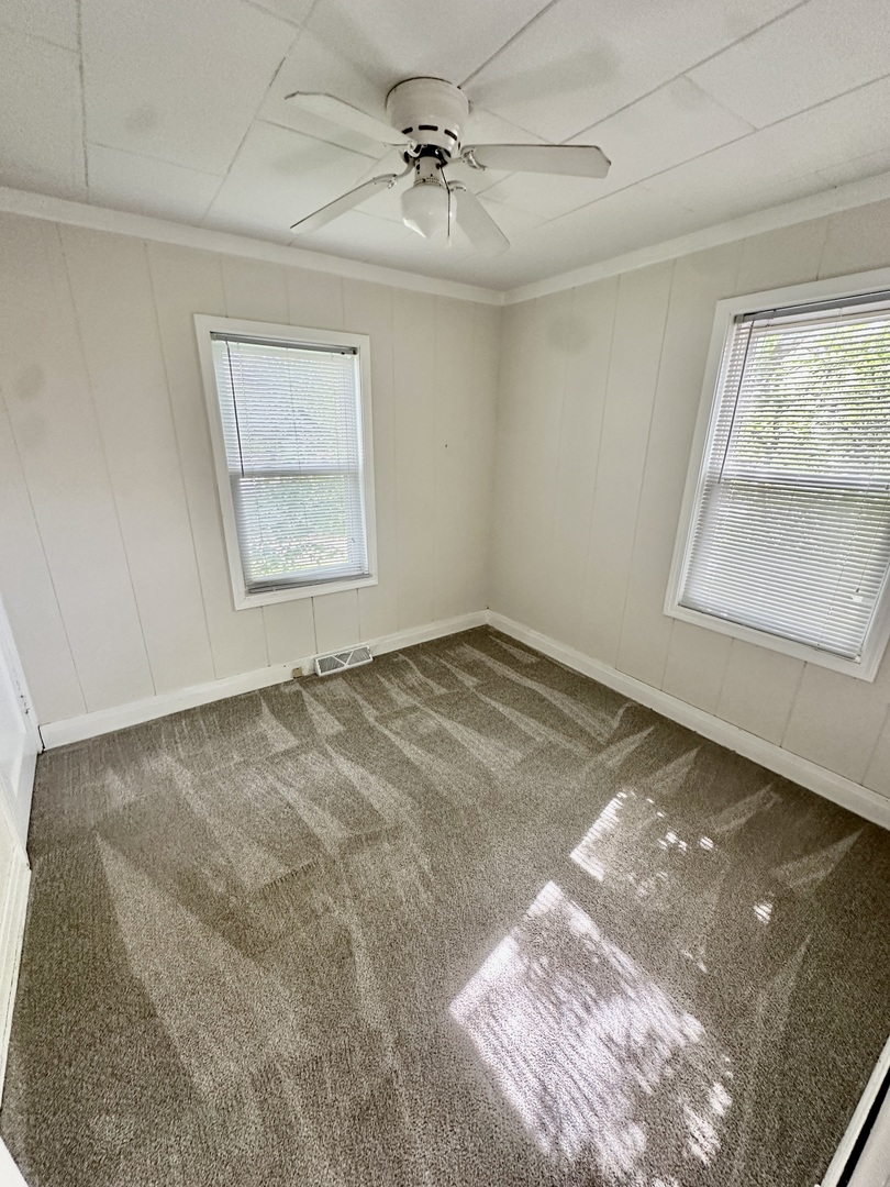 6 North Pistakee Lake Road Fox Lake, IL 60020 - Photo 4 of 12