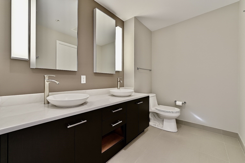 110 Stuart Street, Unit 16B Boston, MA 02116 - Photo 7 of 16