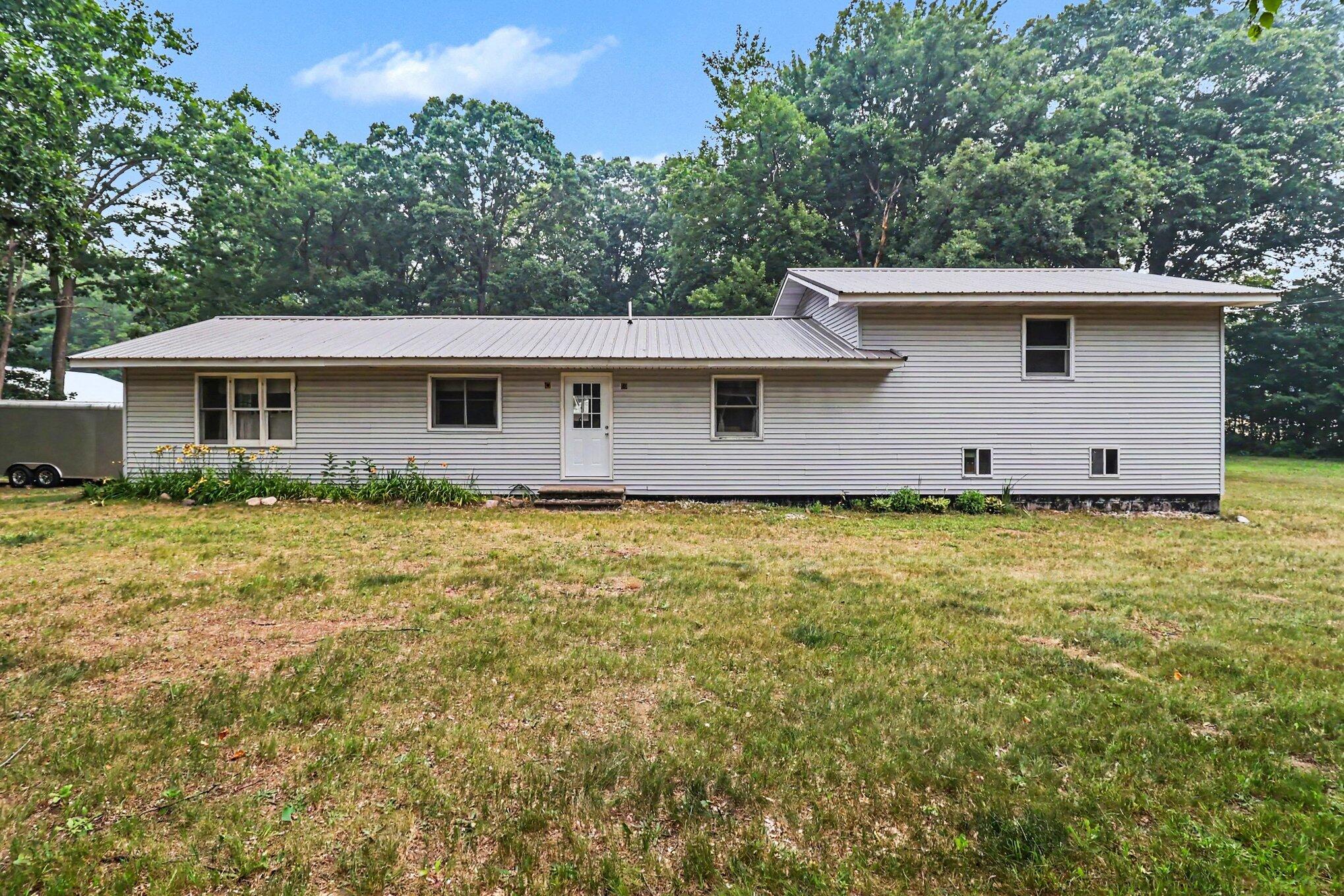 4994 East Madison Road Walkerville, MI 49459 - Photo 22 of 40 002_file_6430